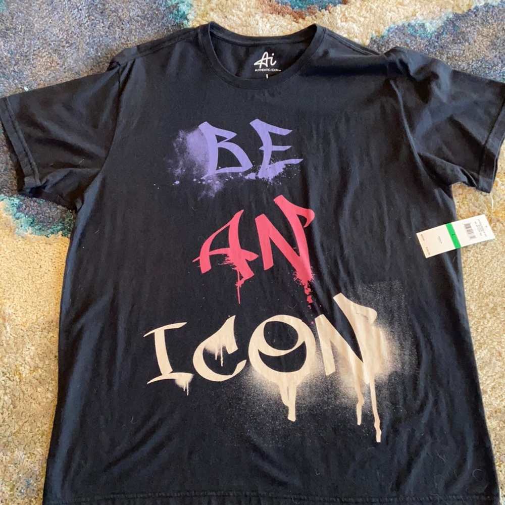 Men’s/unisex Black L Tee “Be an Icon” new with tags